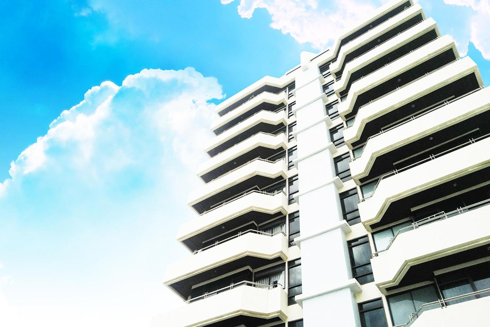 Ferienwohnung Nantiruj Tower - นันทิรุจ ทาวเวอร์ เซอร์วิสอพาร์ทเม้นท์ สุขุมวิท ซอย 8 Bangkok Exterior foto